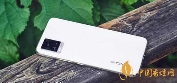 vivoy70s和vivos7哪個好？vivoy70s和vivos7兩款手機參數(shù)對比