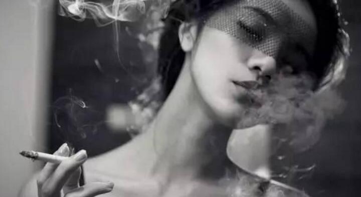 女人抽煙的好處有哪些，失戀時的良藥